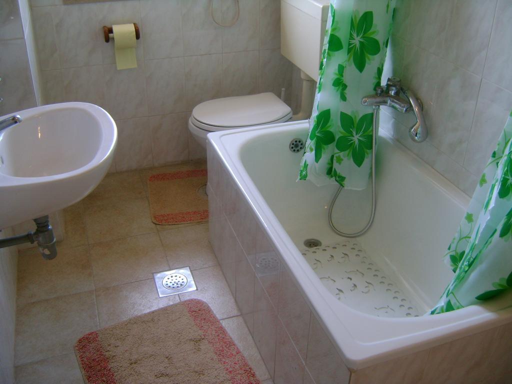 Apartment For Holidays In Пула Стая снимка