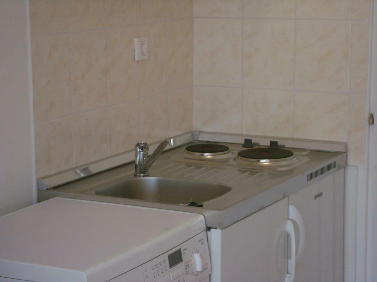 Apartment For Holidays In Пула Стая снимка